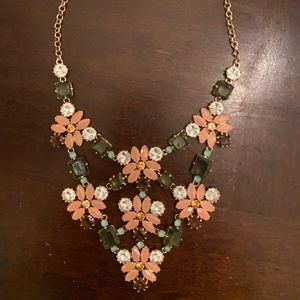 Stella & Dot statement necklace